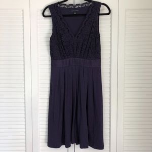 Banana Republic plum cocktail dress - Size 8